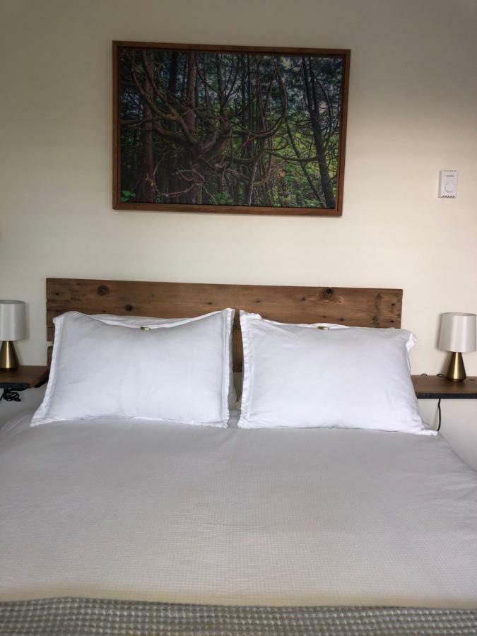 Hotel Sounds Of The Sea Ucluelet Exterior foto